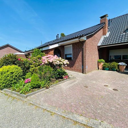 Ferienhaus An Der Kueste Im Luftkurort Hage 빌라 외부 사진